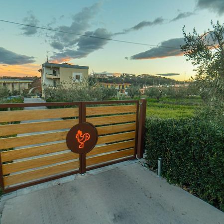 Il Gallo Con Gli Stivali Termoli Exterior photo